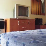 Motell Williams Village Bowling & Country Club
